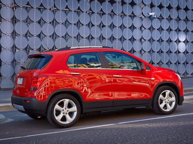 Обои картинки фото автомобили, holden, trax, красный, 2013г, ltz