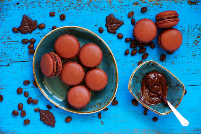 Обои картинки фото еда, макаруны, шоколад