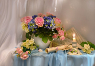 Картинка цветы букеты +композиции весна март ноты розы свеча стихи фото натюрморт