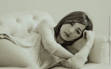 Картинка календари компьютерный+дизайн азиатка взгляд 2019 девушка calendar женщина