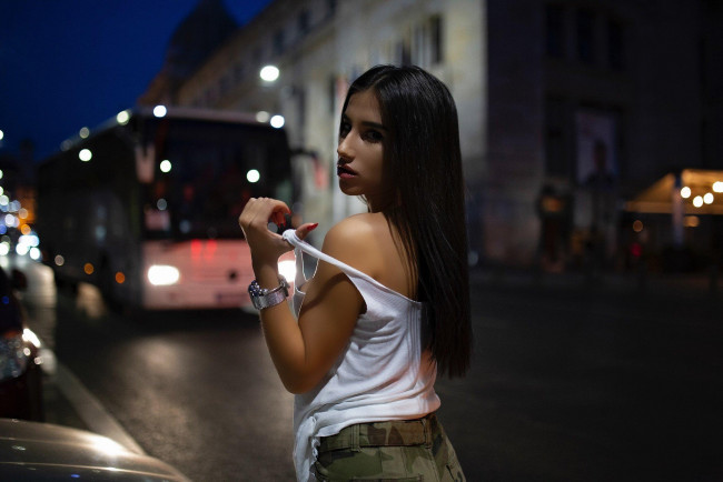 Обои картинки фото kendra mason, девушки, kendra, mason, девушка, модель, брюнетка, красотка, взгляд, макияж, поза, стройная, сексуальная, фигура