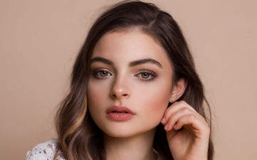 Картинка tiarnie+coupland девушки -+лица +портреты tiarnie coupland