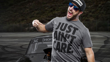 Картинка мужчины ken+block гонщик