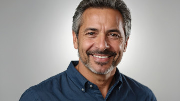 обоя 3д графика, портреты и лица , portraits and faсes, улыбающийся, мужчина, портрет