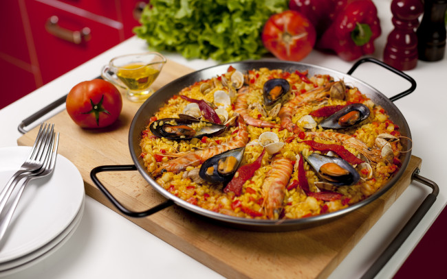 Обои картинки фото еда, рыбные блюда,  с морепродуктами, креветки, мидии, морепродукты, рис, паэлья