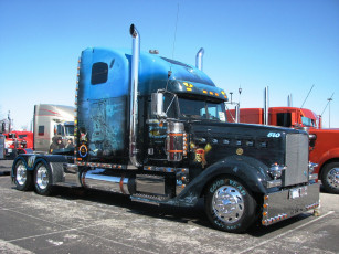 Картинка автомобили freightliner