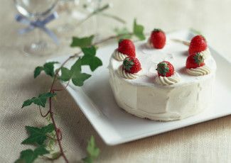 Картинка еда пирожные кексы печенье торт клубника ветка