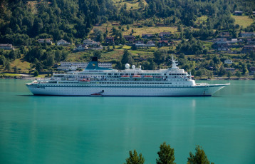 Картинка корабли лайнеры river liner река лайнер