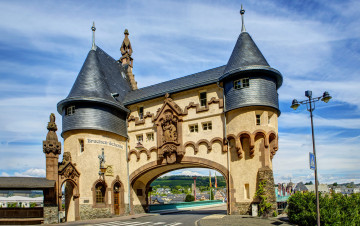 Картинка трабен-трарбах+германия города -+улицы +площади +набережные трабен-трарбах германия дома ворота