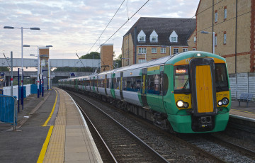 Картинка техника поезда железная дорога рельсы локомотив состав