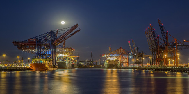 Обои картинки фото корабли, порты ,  причалы, стоянка