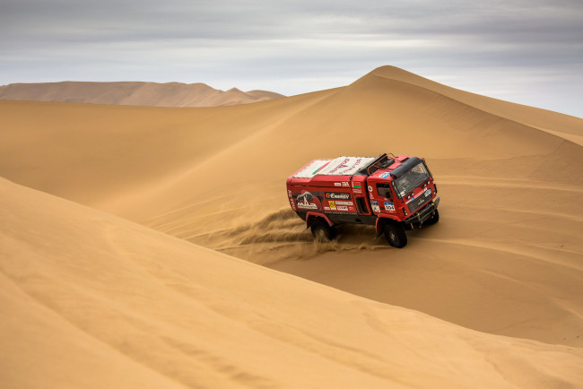 Обои картинки фото спорт, авторалли, гонка, скорость, maz