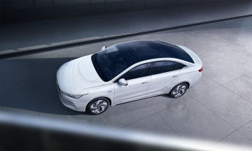 Картинка автомобили geely