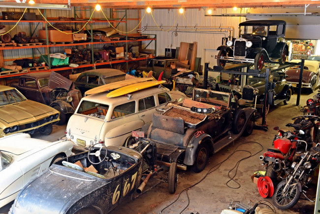 Обои картинки фото автомобили, классика, garage, museum