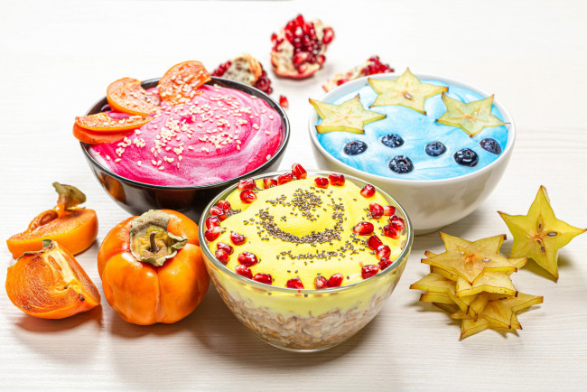 Обои картинки фото еда, мороженое,  десерты, карамбола, хурма, гранат, десерты