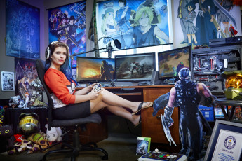 Картинка девушки -+брюнетки +шатенки девушка геймер