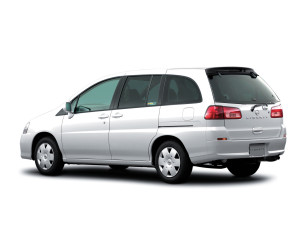 Картинка автомобили nissan datsun