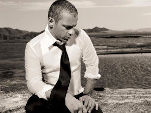 Картинка музыка eros ramazzotti галстук певец