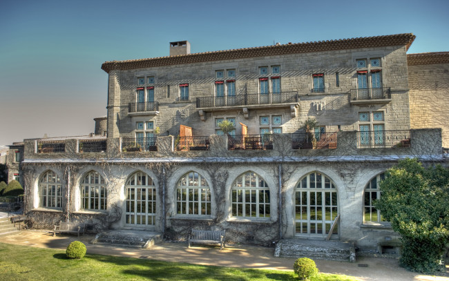 Обои картинки фото города, здания, дома, скамейка, дом