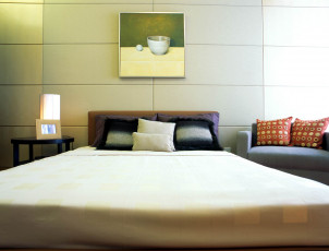 Картинка интерьер спальня подушки кровать