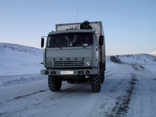 Картинка автомобили камаз грузовик