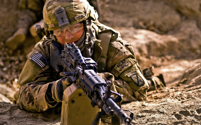 Обои картинки фото оружие, армия, спецназ, солдат, пулемёт