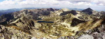 Картинка природа горы рельеф красота свобода тень высь облака небо панорама