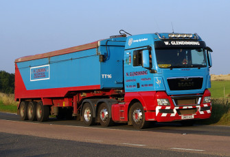 обоя daf xf, автомобили, daf , выставка, улица, тягач, седельный, грузовик, тяжелый