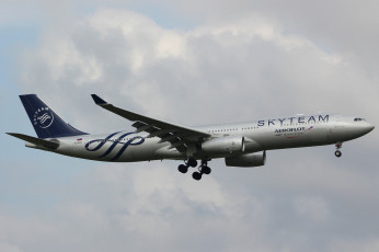 Картинка airbus+a330+aeroflot авиация пассажирские+самолёты небо авиалайнер полет