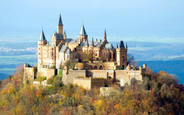 Картинка hohenzollern+castle +stuttgart города замки+германии дворец замок панорама деревья лес гора