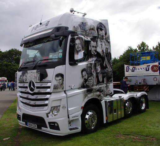 Обои картинки фото mercedes actros 2551, автомобили, mercedes trucks, тягач, седельный, грузовик, тяжелый