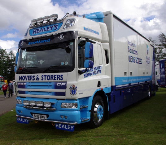 Обои картинки фото daf cf, автомобили, daf , выставка, улица, седельный, грузовик, тяжелый, тягач