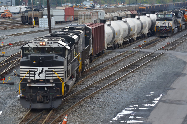 Обои картинки фото техника, поезда, железная, дорога, локомотив, состав