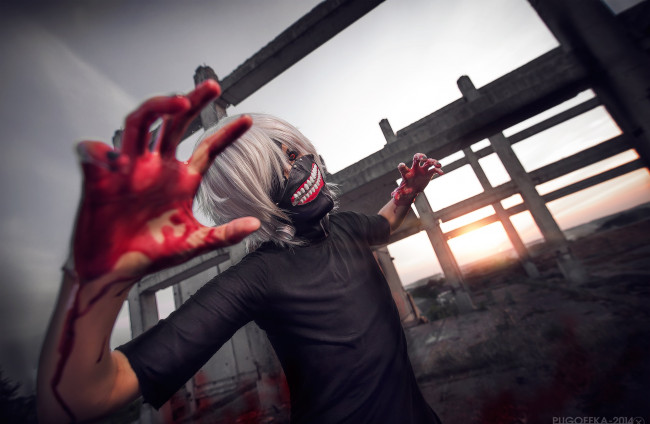 Обои картинки фото разное, cosplay , косплей, кровь, маска, канеки, кен, токийский, гуль, арт, аниме