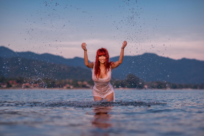 Обои картинки фото девушки, bianca beauchamp, wet, body, hair, redhead, busty, babe, sexy, legs, nude, nipples, big, tits, breasts, boobs, model, bianca, beauchamp, water