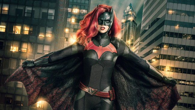 Обои картинки фото batwoman , 2019, кино фильмы, -unknown , другое, боевик, бэтвумен, ruby, rose, сериал, руби, роуз, 1, сезон