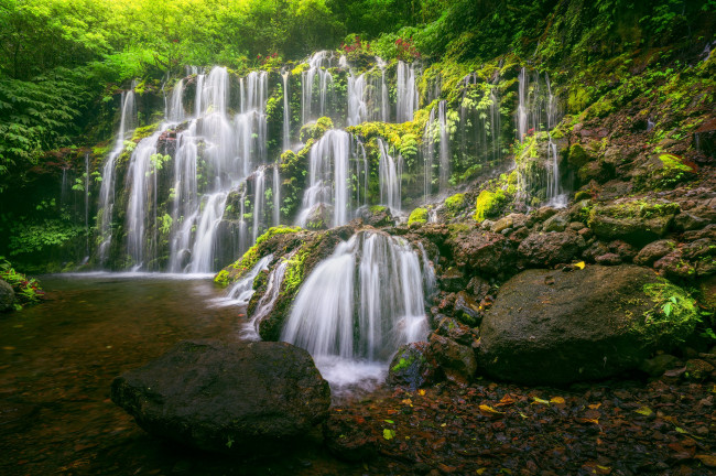 Обои картинки фото природа, водопады, скалы, водопад, каскад