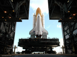 Картинка space shuttle discovery космос космодромы стартовые площадки