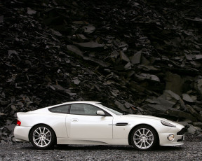 Картинка aston martin vanquish автомобили