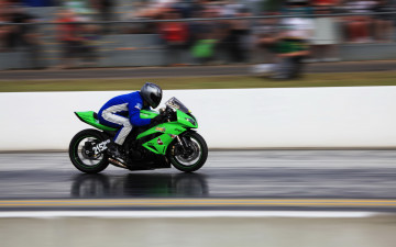 Картинка спорт мотоспорт гонка трек