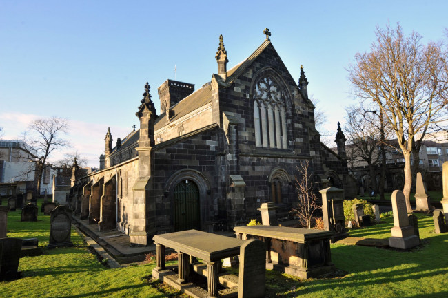 Обои картинки фото города, католические, соборы, костелы, аббатства, кладбище