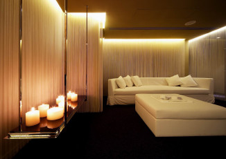 Картинка интерьер другое диван свечи