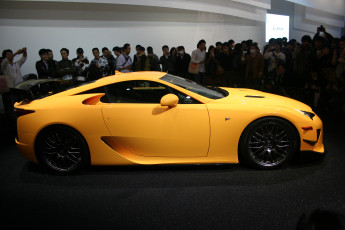 Картинка lexus автомобили выставки уличные фото скорость красота автомобиль стиль