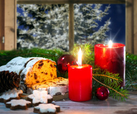 Картинка праздничные угощения шишки пирог печенье свечи