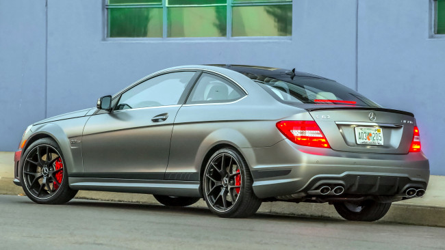 Обои картинки фото mercedes, coupe, автомобили, benz, двигатели, mercedes-benz, германия, подразделение, daimler, ag, легковые, грузовики, автобусы