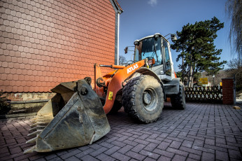 Картинка техника фронтальные+погрузчики трактор колесный