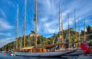 Картинка portofino корабли парусники мачты залив