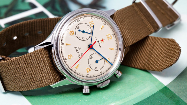 Обои картинки фото разное, Часы,  часовые механизмы, стрелки, циферблат, ремушок