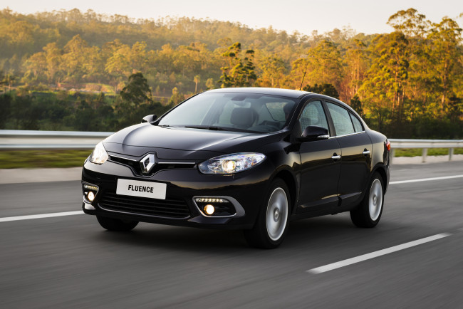 Обои картинки фото автомобили, renault, темный, 2014г, br-spec, fluence