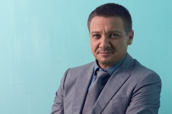 обоя jeremy renner, мужчины, галстук, портрет, фон, jeremy, renner, джереми, реннер, актер, пиджак